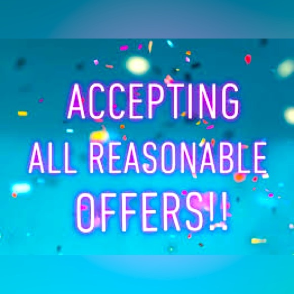 DON’T SEND ME A ❤️ LIKE NOR BUNDLE, INSTEAD MAKE A REASONABLE & FAIR OFFER. - Picture 1 of 1